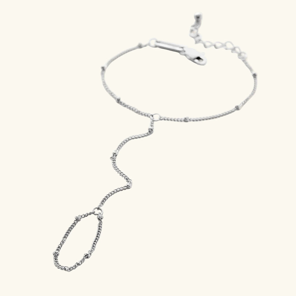 Qamar Nura Hand Chain