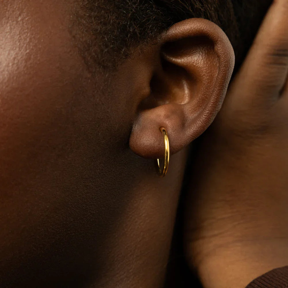 Qamar Hoop Aura Earrings