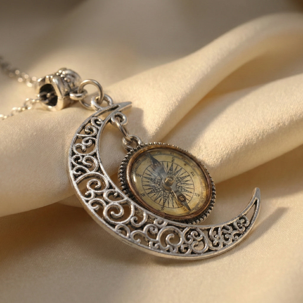 Qamar Noor Crescent Necklace