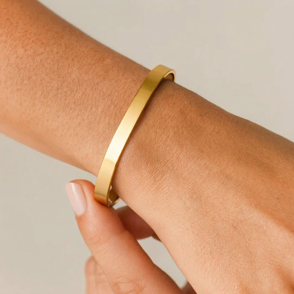 Qamar Dream of Gold Armband