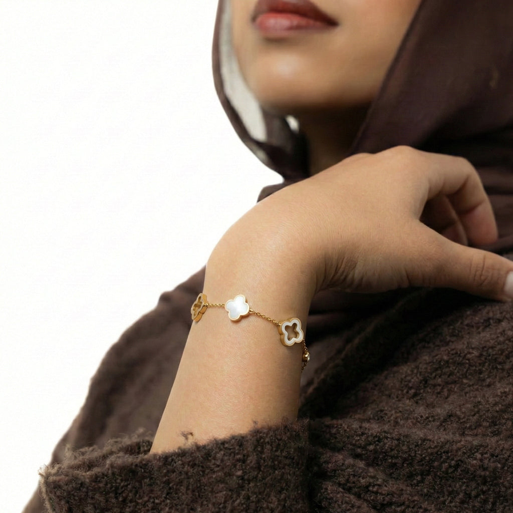 Lucia Clover Bracelet