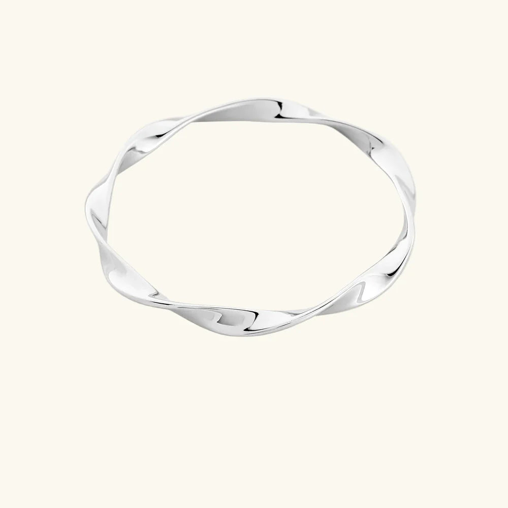 Qamar Ahad Wave Bangle