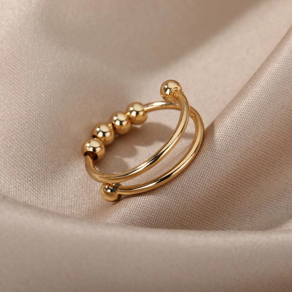 Qamar Ameen Spinner Ring