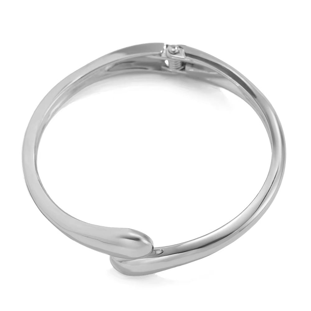 Qamar Haya Wave Bracelet
